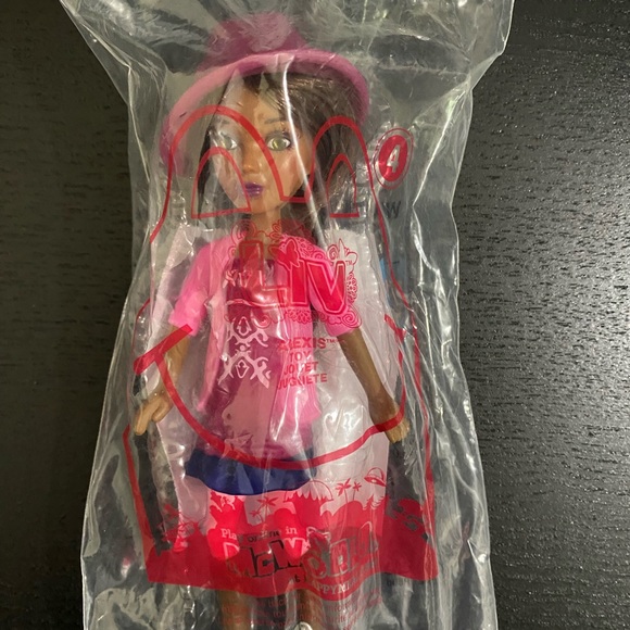 🔴2/$10 SALE🔴 Liv Dolls McDonald’s Happy Meal Toys (2011) #6 Daniela #4 Alexis - Picture 3 of 4